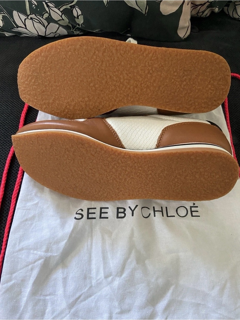 See by Chloé White & Brown Leather Sneakers Size 5.5 - Picture 4 of 7